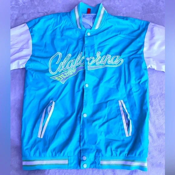 Letterman jacket 🔥🔥 - Picture 2 of 5